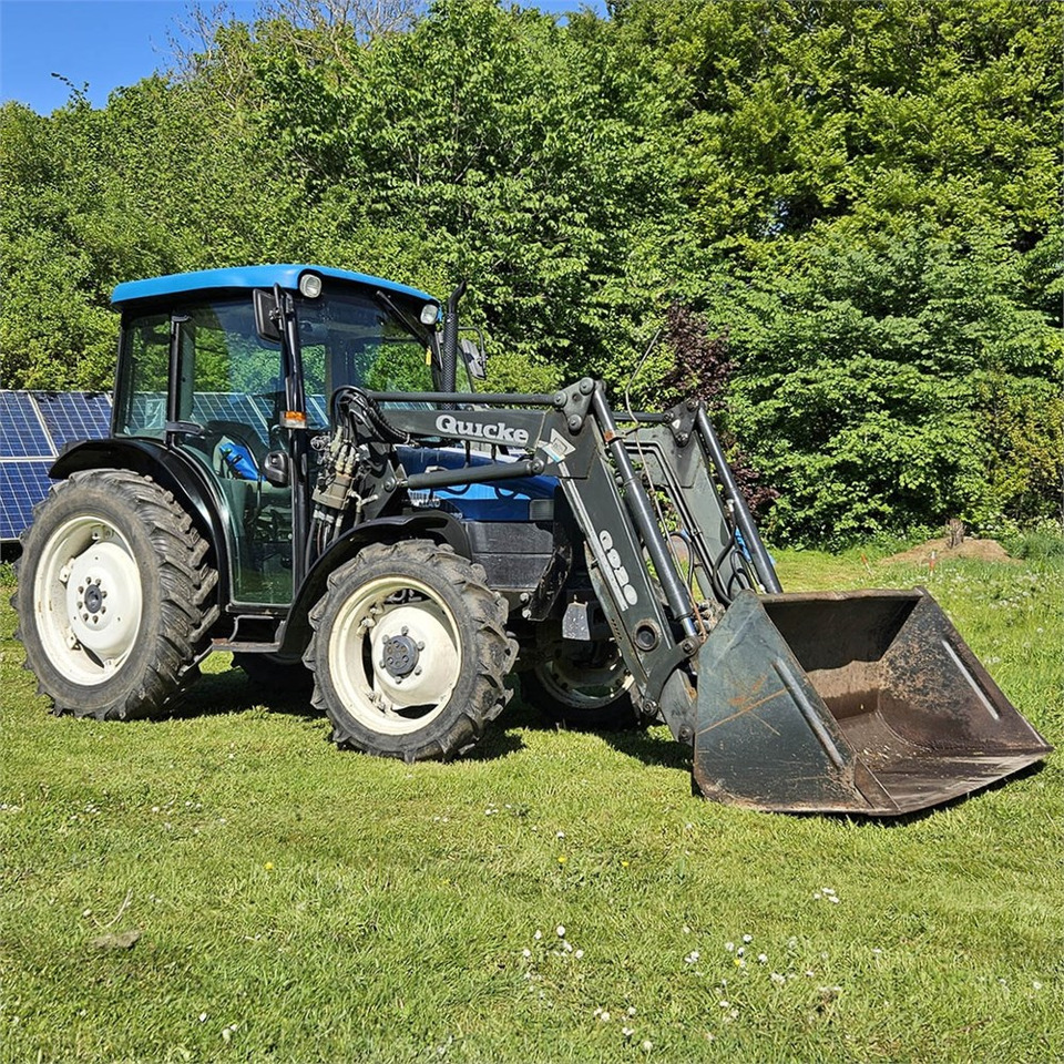 New Holland TN55D - Traktor: das Bild 1 New Holland TN55D - Traktor: das Bild 1