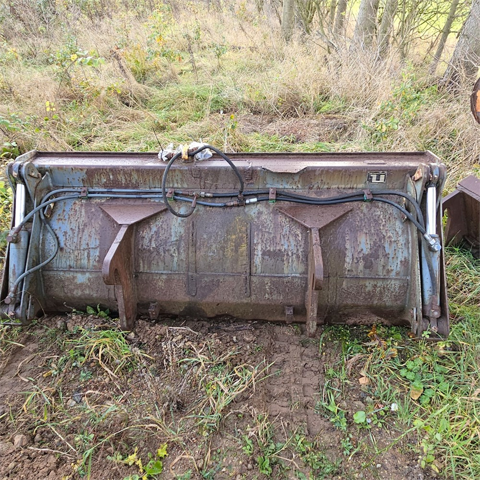 O&K L 9 - Ladeschaufel: das Bild 3 O&K L 9 - Ladeschaufel: das Bild 3