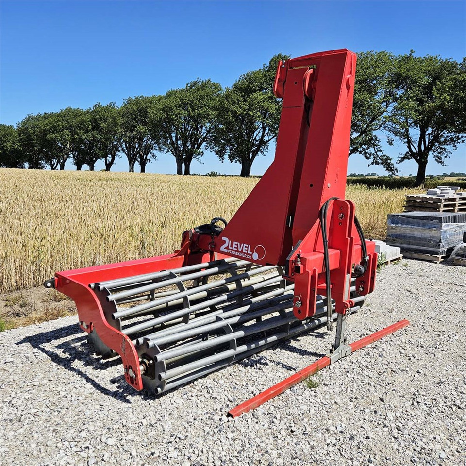 PC 2level - Technik für Bodenbearbeitung: das Bild 3 PC 2level - Technik für Bodenbearbeitung: das Bild 3