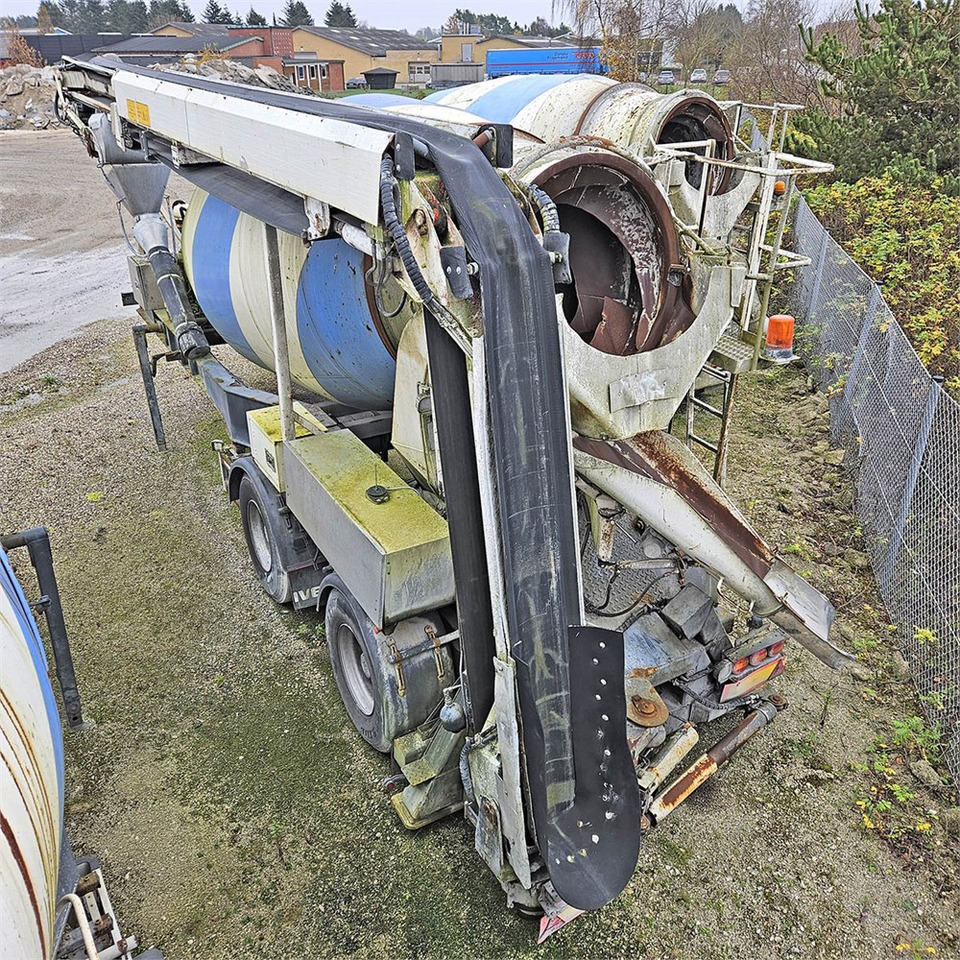 Schwing Stetter 10m3 - Betonmischer Auflieger: das Bild 4 Schwing Stetter 10m3 - Betonmischer Auflieger: das Bild 4