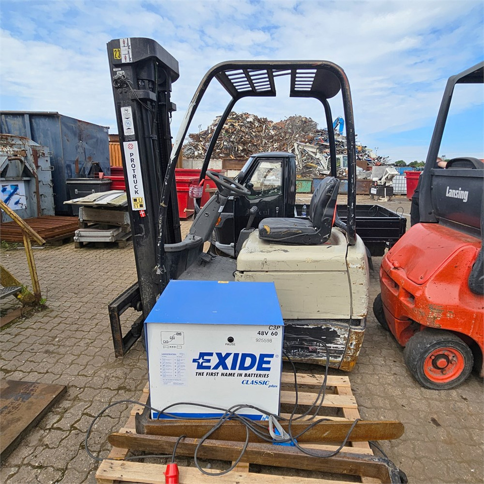 TCM sc3013 - Gabelstapler: das Bild 1 TCM sc3013 - Gabelstapler: das Bild 1