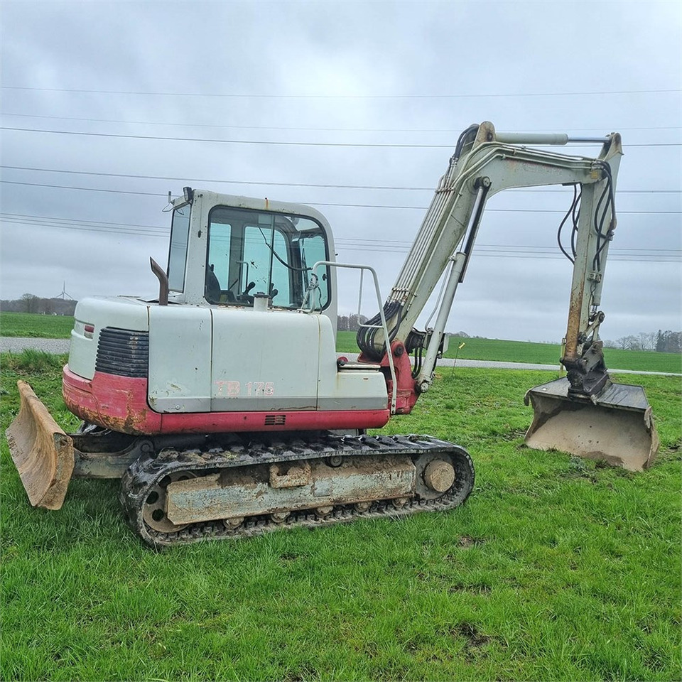 Takeuchi TB175 - Minibagger: das Bild 5 Takeuchi TB175 - Minibagger: das Bild 5