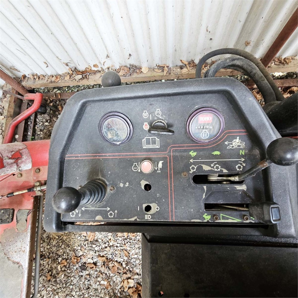 Rasenmäher Toro Greensmaster 3200-D: das Bild 10