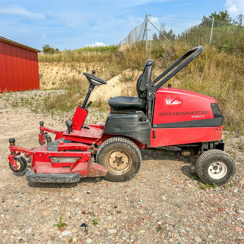 Toro Groundsmaster 3280 D - Rasenmäher: das Bild 4 Toro Groundsmaster 3280 D - Rasenmäher: das Bild 4