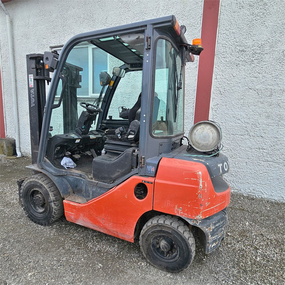 Toyota 02-8FGF25 - Gabelstapler: das Bild 4 Toyota 02-8FGF25 - Gabelstapler: das Bild 4