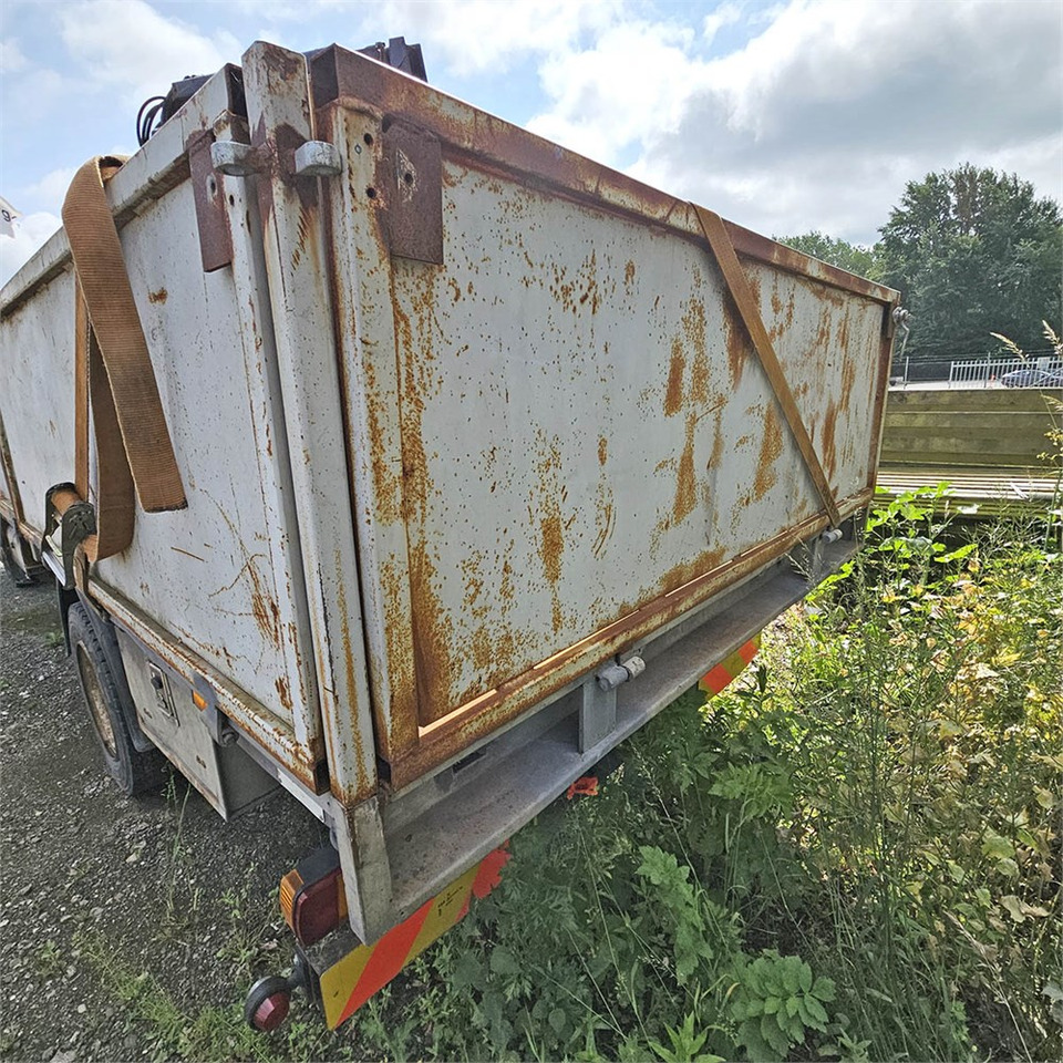 Toyota Dyna 200 - Pritsche LKW: das Bild 5 Toyota Dyna 200 - Pritsche LKW: das Bild 5