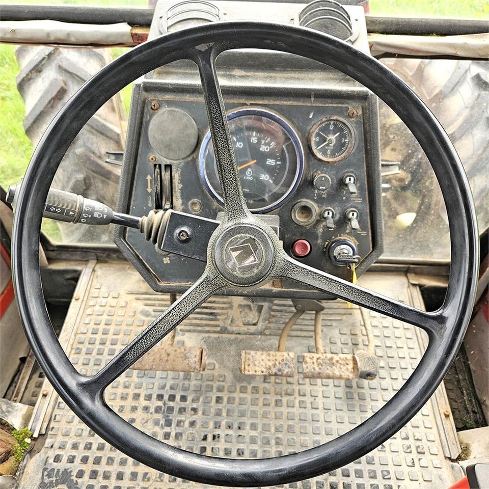 Traktor Valmet 905: das Bild 12