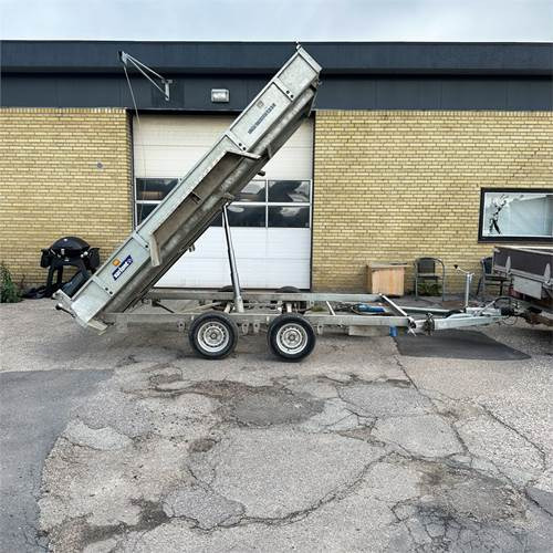 Variant VA3517 MT - PKW Anhänger: das Bild 2 Variant VA3517 MT - PKW Anhänger: das Bild 2