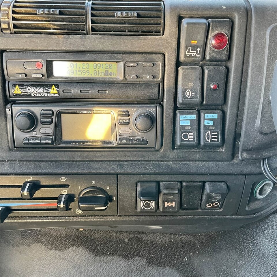Koffer LKW Volvo FM12: das Bild 38