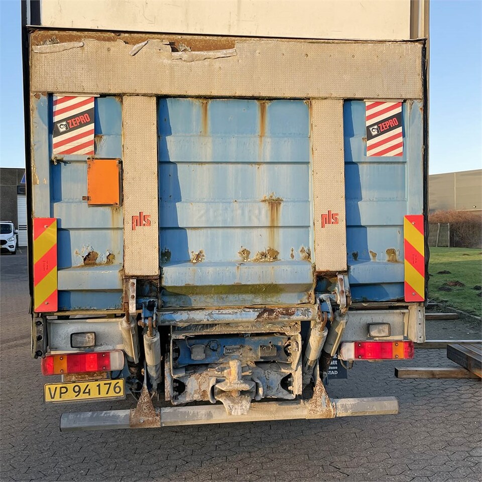 Koffer LKW Volvo FM12: das Bild 15