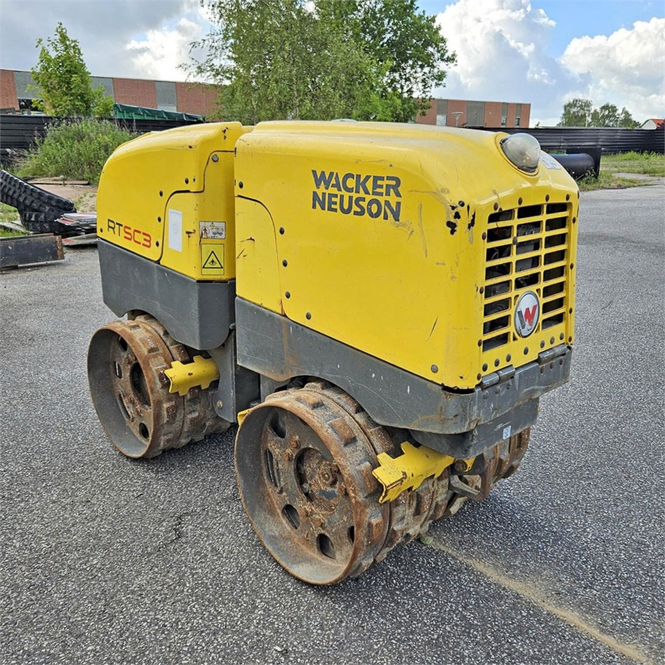 Wacker Neuson RT SC3 - Kleine Walze: das Bild 2 Wacker Neuson RT SC3 - Kleine Walze: das Bild 2