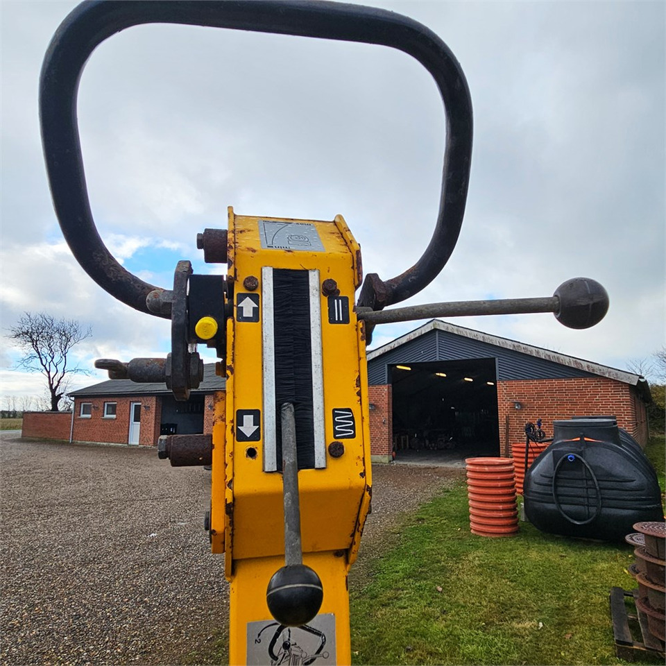 Kleine Walze Weber DVH 703 E: das Bild 9 Kleine Walze Weber DVH 703 E: das Bild 9