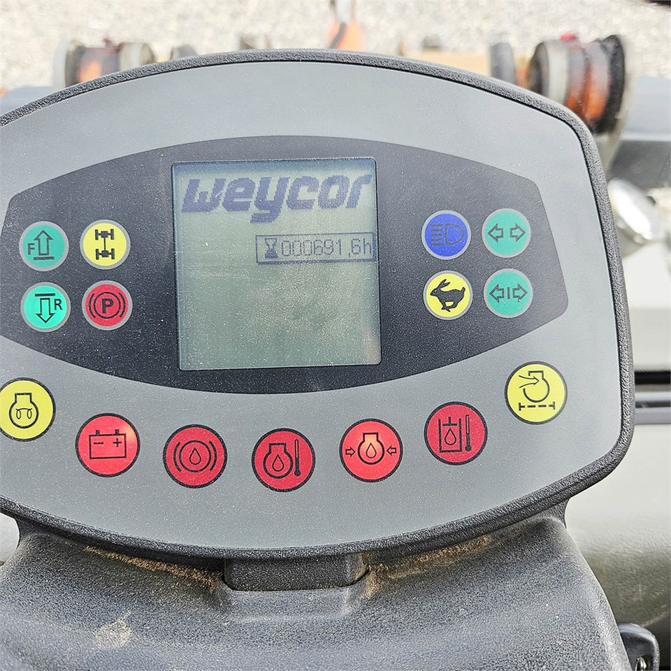 Kompaktlader Weycor 35 Super: das Bild 13