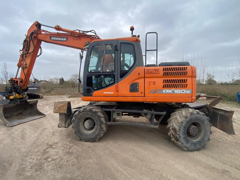 Doosan DX 160W-3 - Mobilbagger: das Bild 1 Doosan DX 160W-3 - Mobilbagger: das Bild 1