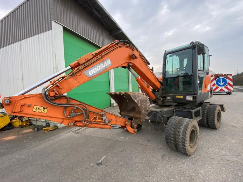 Doosan DX 55W - Mobilbagger: das Bild 3 Doosan DX 55W - Mobilbagger: das Bild 3