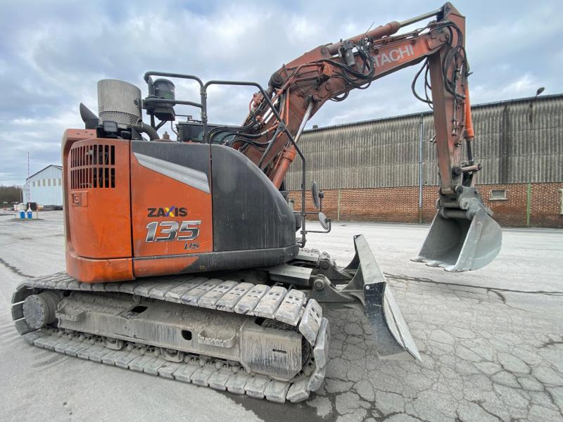 HITACHI ZX 135US-7 - Kettenbagger: das Bild 5 HITACHI ZX 135US-7 - Kettenbagger: das Bild 5