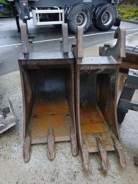 MECALAC EASY CONNECT 60 CM - Baggerschaufel: das Bild 1 MECALAC EASY CONNECT 60 CM - Baggerschaufel: das Bild 1