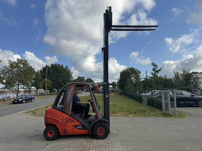 Linde H30D-02 - Dieselstapler: das Bild 5 Linde H30D-02 - Dieselstapler: das Bild 5