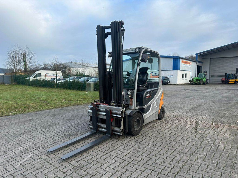 Still RX60-30 - Elektrostapler: das Bild 1 Still RX60-30 - Elektrostapler: das Bild 1