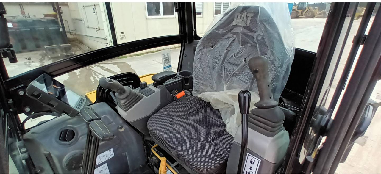 Kettenbagger CAT 302.7: das Bild 14