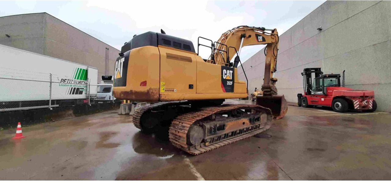 CAT 352F - Kettenbagger: das Bild 2 CAT 352F - Kettenbagger: das Bild 2