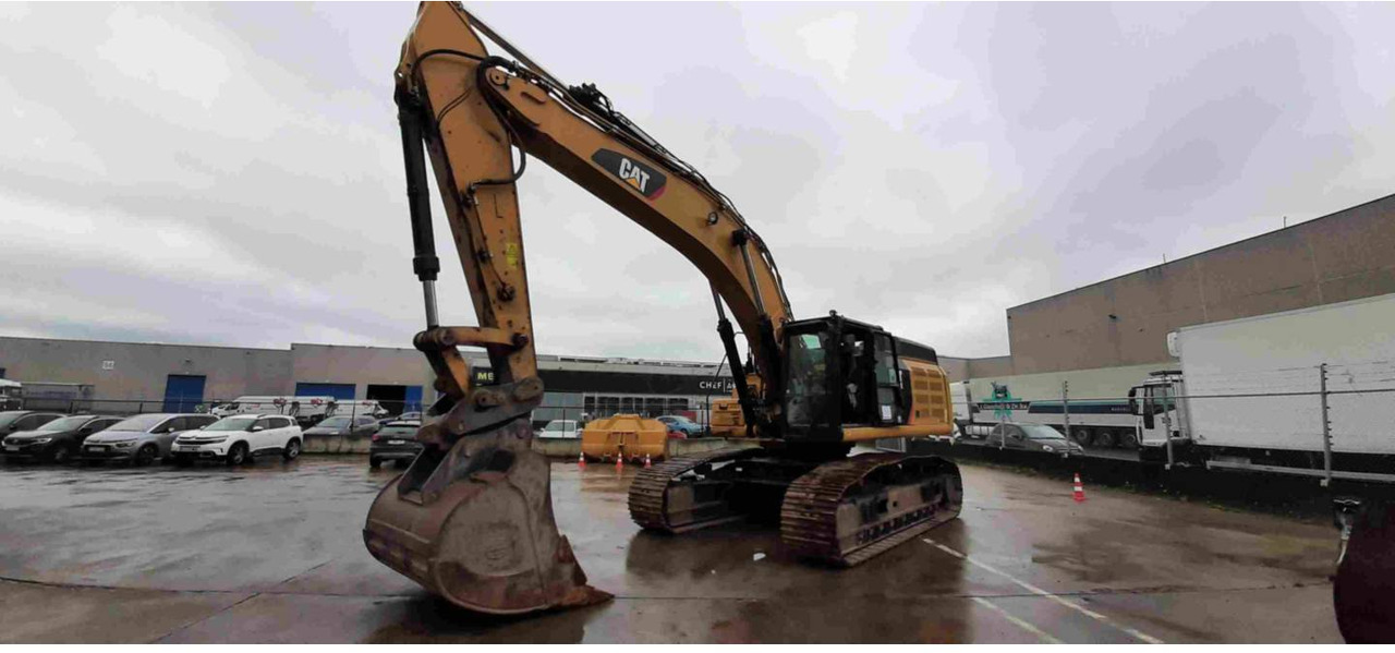 CAT 352F - Kettenbagger: das Bild 1 CAT 352F - Kettenbagger: das Bild 1