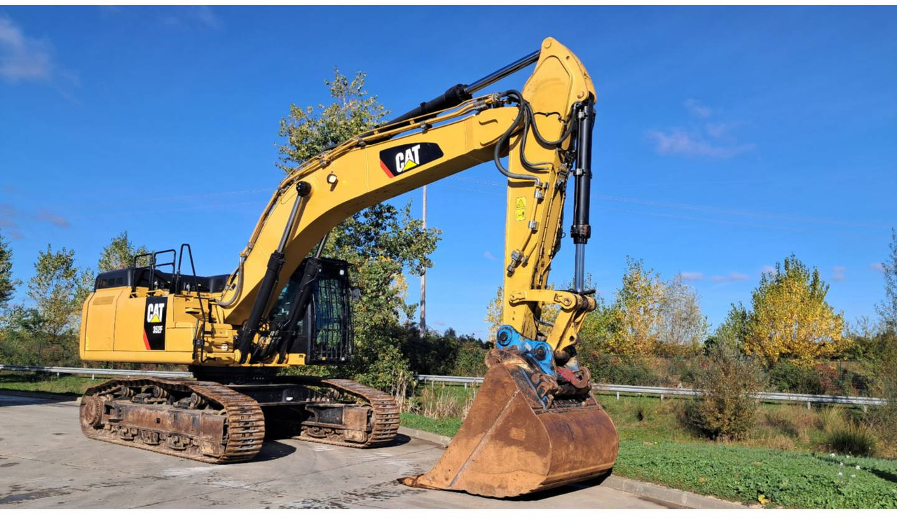CAT 352F - Kettenbagger: das Bild 2 CAT 352F - Kettenbagger: das Bild 2