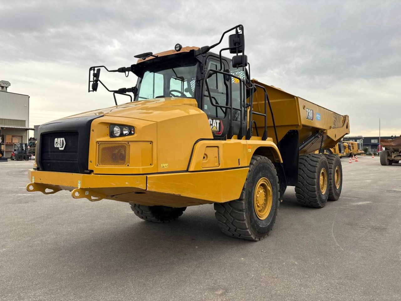 CAT 730 - Knickgelenkter Dumper: das Bild 2 CAT 730 - Knickgelenkter Dumper: das Bild 2