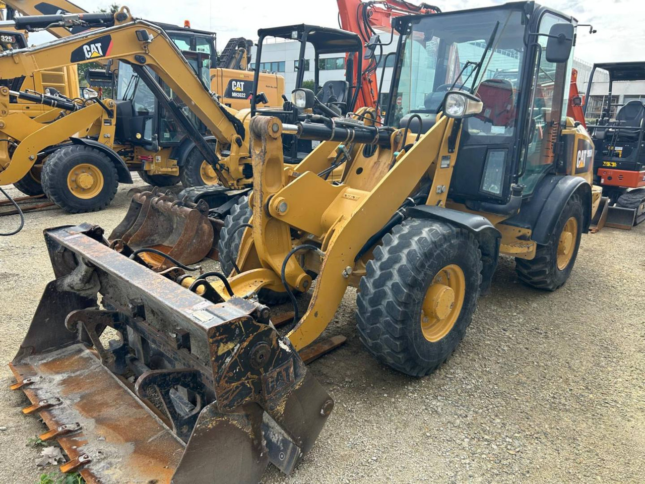CAT 906M - Radlader: das Bild 1 CAT 906M - Radlader: das Bild 1