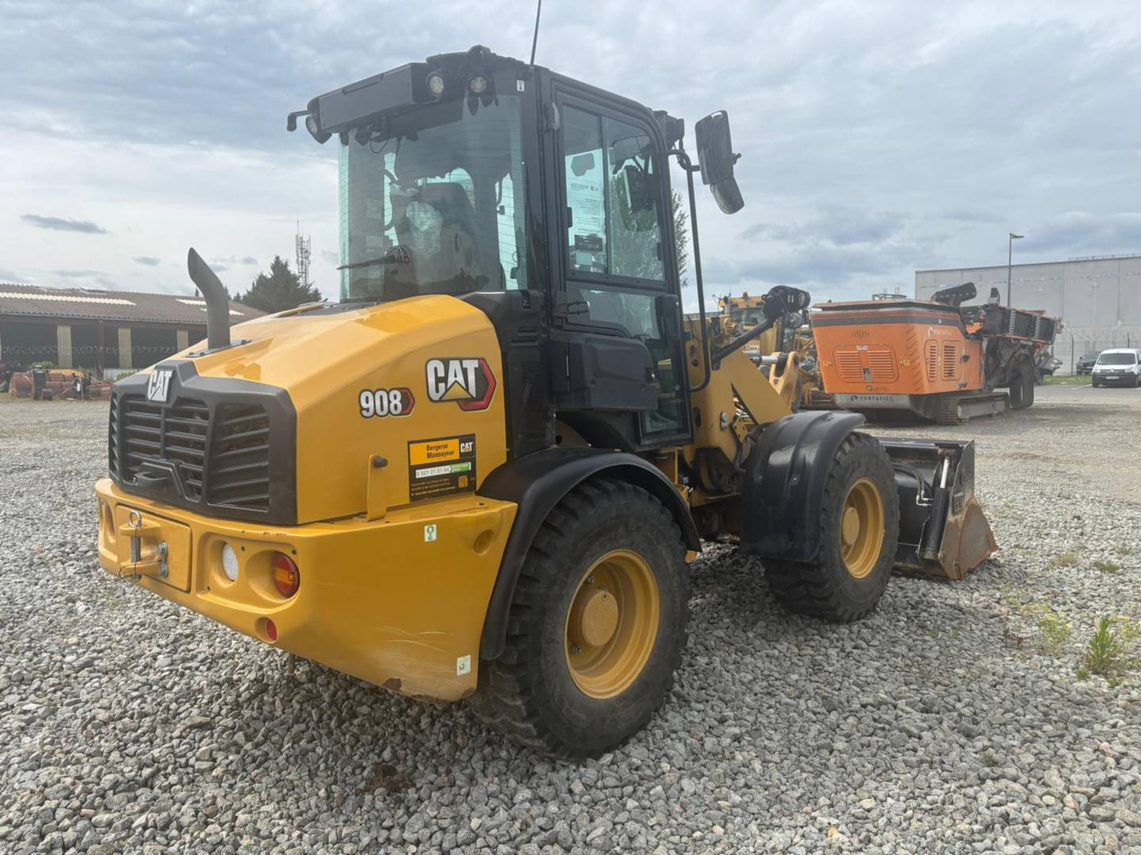 CAT 908 - Radlader: das Bild 4 CAT 908 - Radlader: das Bild 4