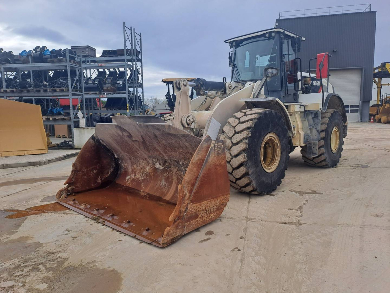 CAT 966M - Radlader: das Bild 2 CAT 966M - Radlader: das Bild 2