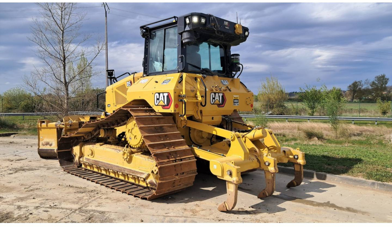 CAT D5 - Bulldozer: das Bild 4 CAT D5 - Bulldozer: das Bild 4