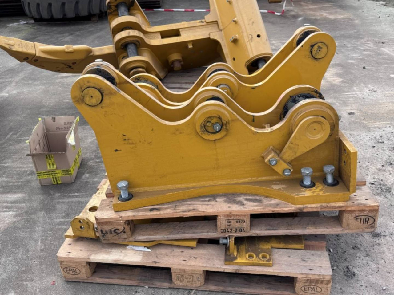 Bulldozer CAT D8T: das Bild 26