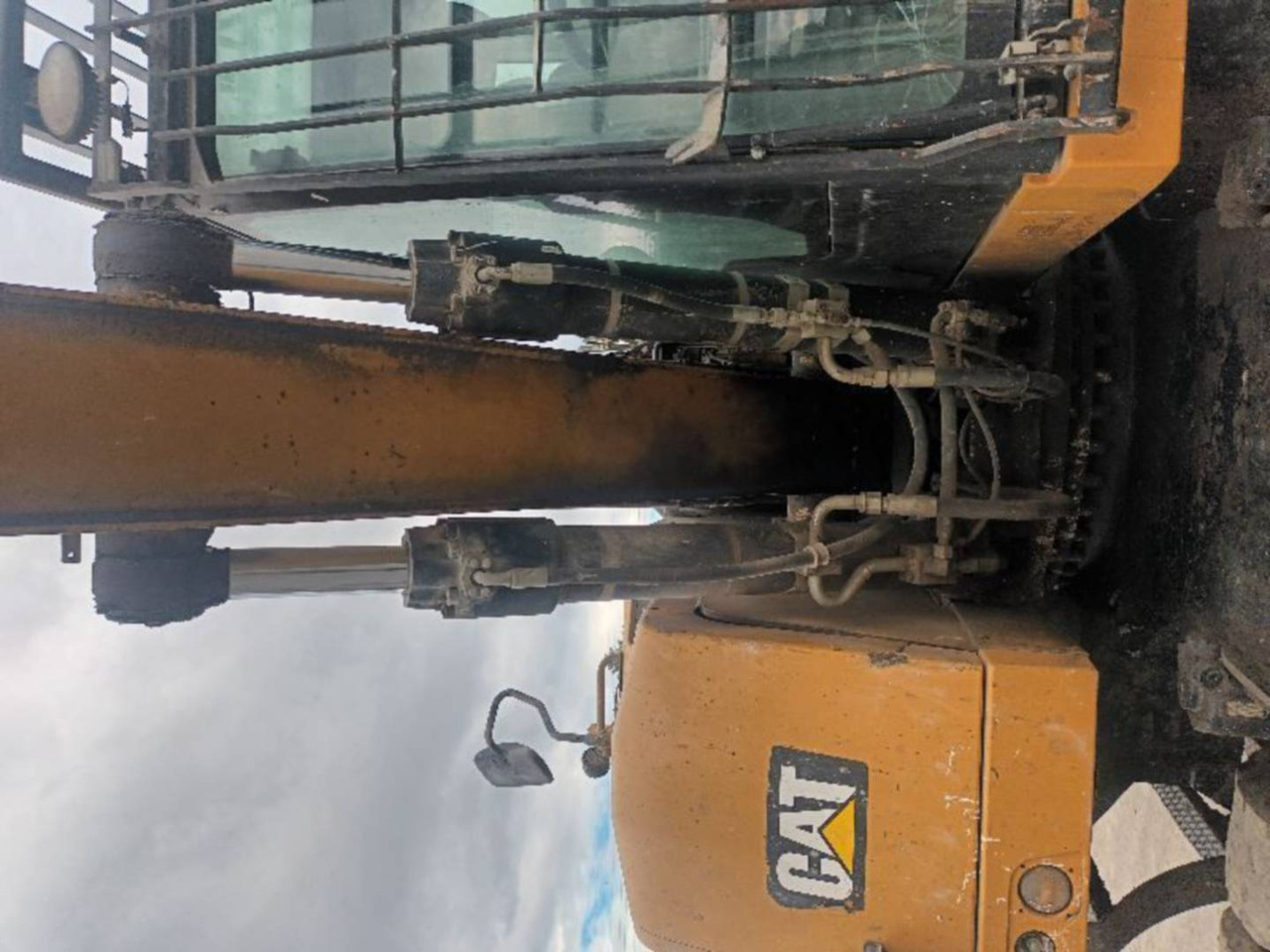 Mobilbagger CAT MH3022-1: das Bild 16