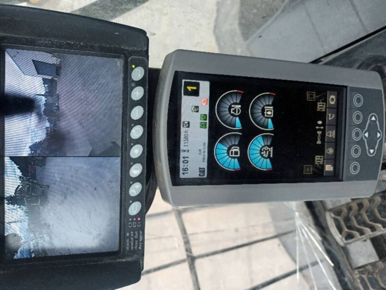 Mobilbagger CAT MH3022-1: das Bild 14