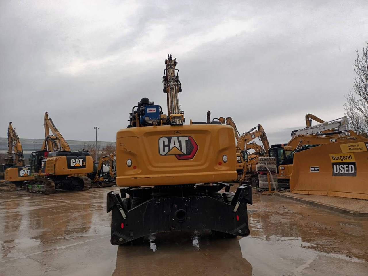 CAT MH3024-1 - Mobilbagger: das Bild 5 CAT MH3024-1 - Mobilbagger: das Bild 5