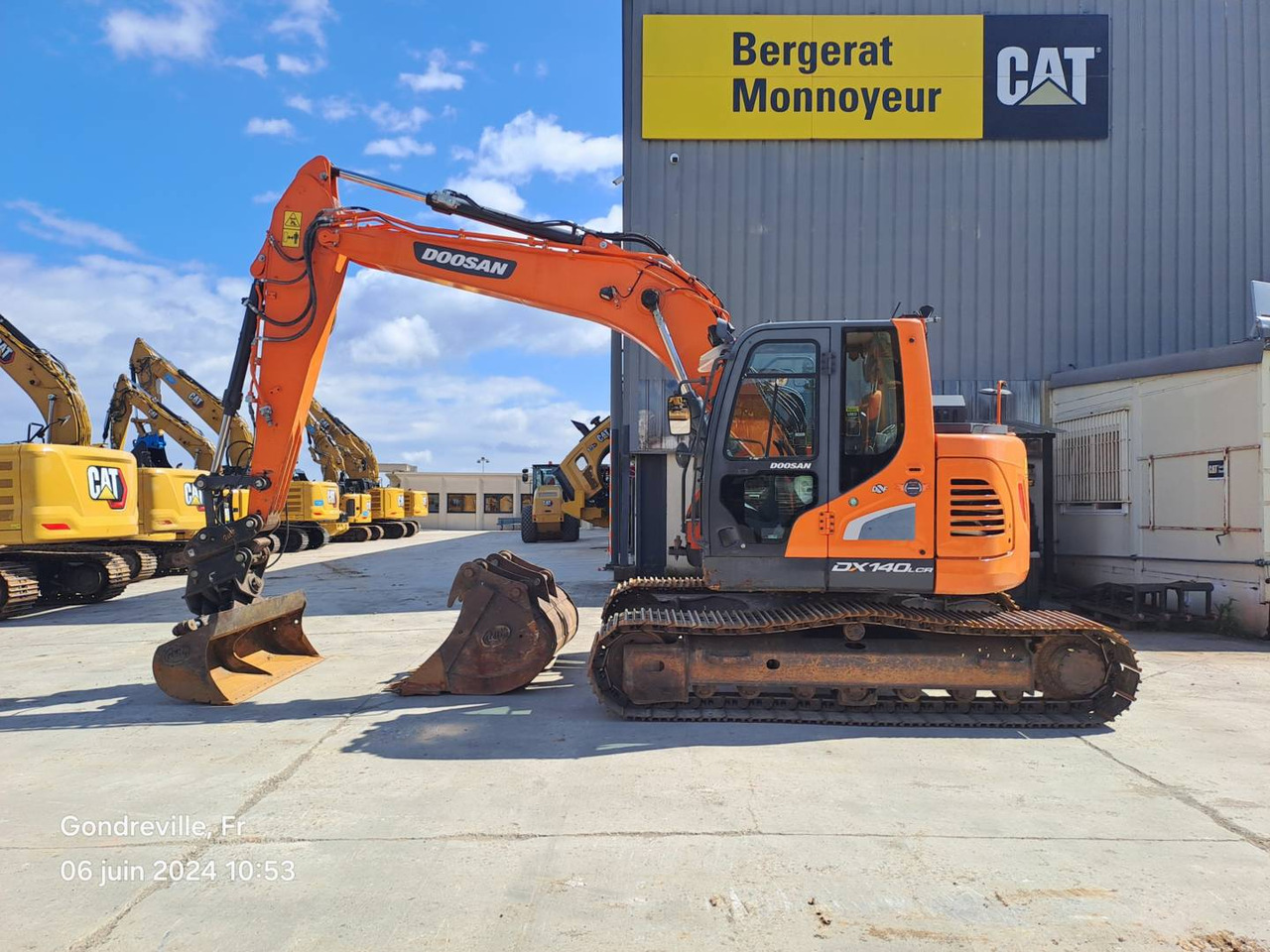 DOOSAN INFRACORE AMERICA CORP. DX140LCR - Kettenbagger: das Bild 1 DOOSAN INFRACORE AMERICA CORP. DX140LCR - Kettenbagger: das Bild 1