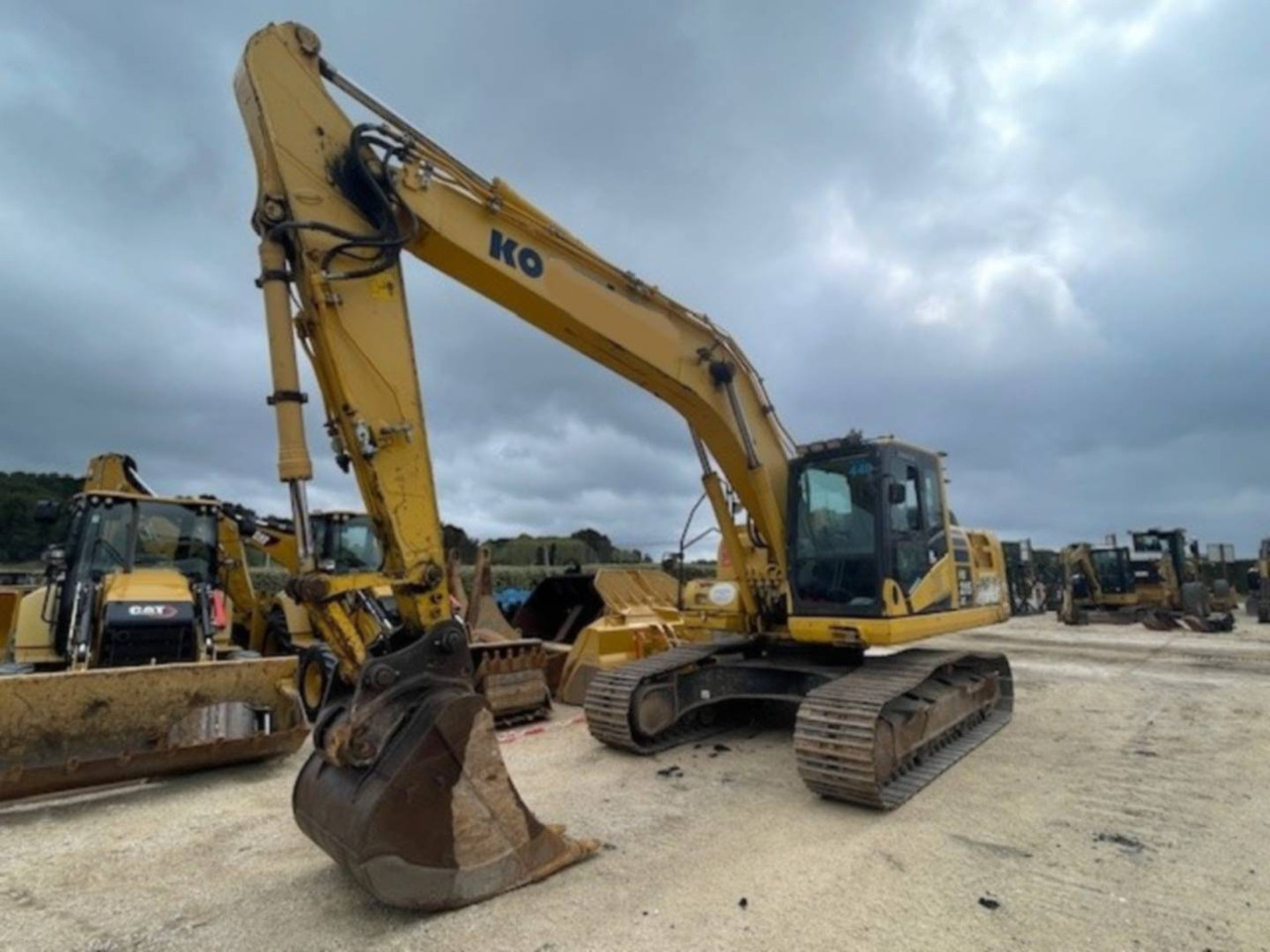 KOMATSU HB215 - Kettenbagger: das Bild 1 KOMATSU HB215 - Kettenbagger: das Bild 1