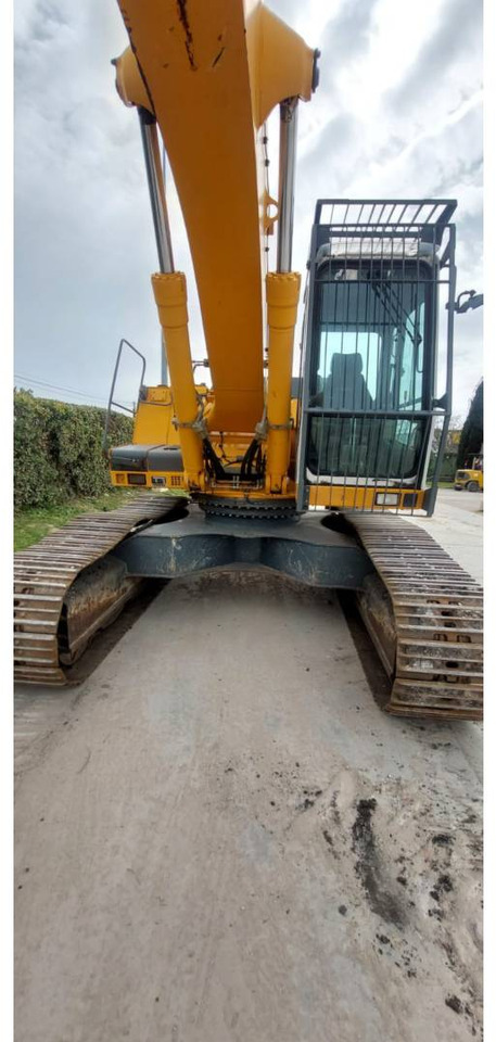 LIEBHERR R934B - Kettenbagger: das Bild 3 LIEBHERR R934B - Kettenbagger: das Bild 3