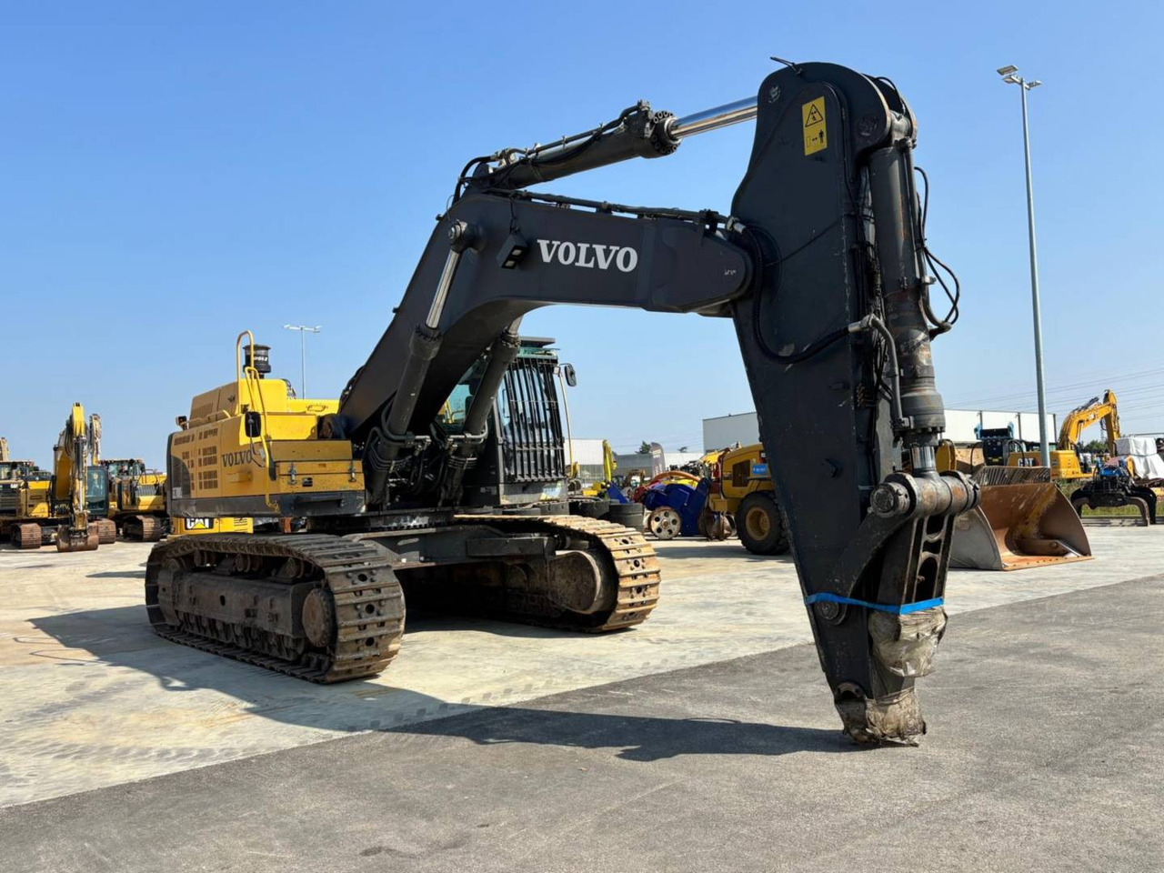 VOLVO CONSTRUCTION EQUIPMENT EC700 CL - Kettenbagger: das Bild 1 VOLVO CONSTRUCTION EQUIPMENT EC700 CL - Kettenbagger: das Bild 1