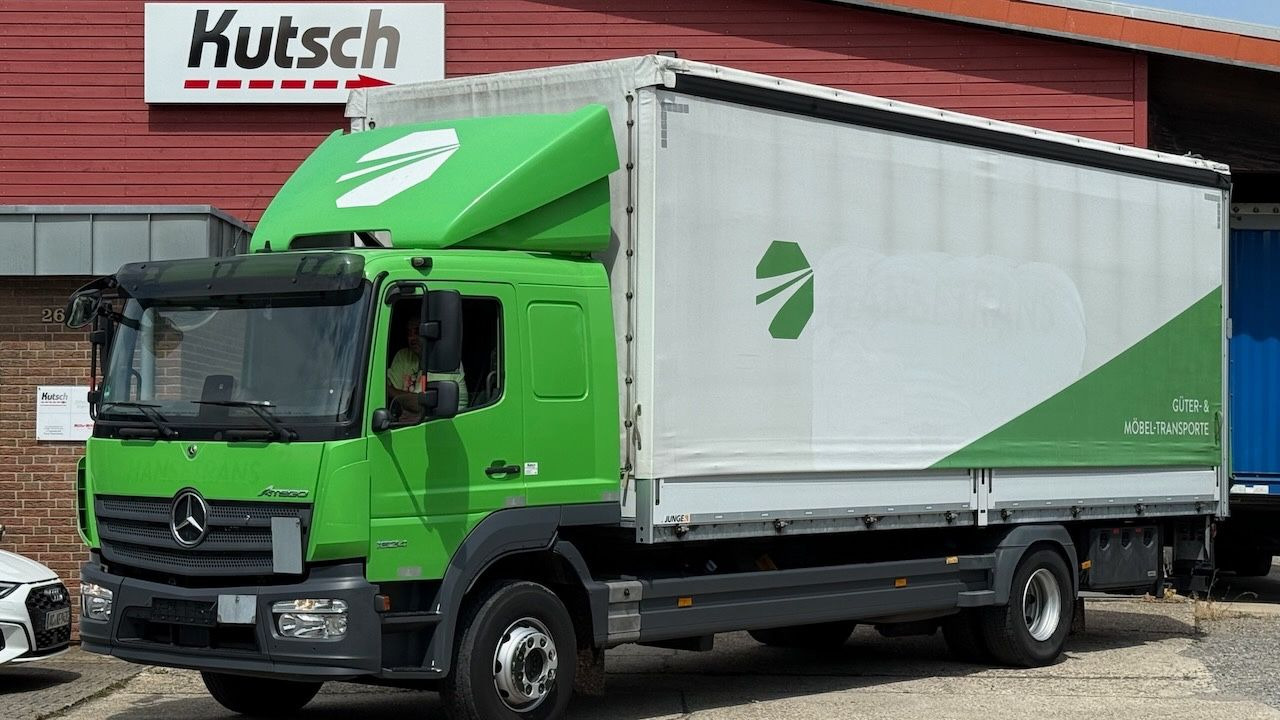 Mercedes-Benz Atego 1624L Pritsche/Plane, Ladebordwand - Plane LKW: das Bild 1 Mercedes-Benz Atego 1624L Pritsche/Plane, Ladebordwand - Plane LKW: das Bild 1