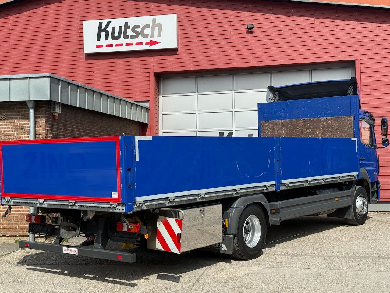 Mercedes-Benz MB Atego 1630L / 1530L offene Pritsche - Pritsche LKW: das Bild 2 Mercedes-Benz MB Atego 1630L / 1530L offene Pritsche - Pritsche LKW: das Bild 2