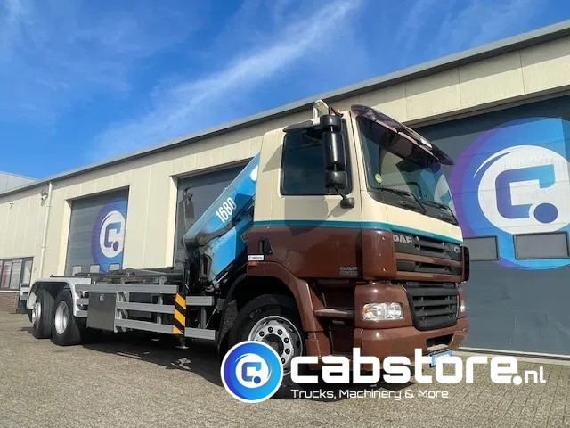 DAF CF 85.340 6X2 Euro 3 - Haakarm containersystem - Hooklift - Abrollkipper - Year 2004 - HMF 1680-K2 Crane - Grua - Ladekran - Autolaadkraan - Abrollkipper, Autokran: das Bild 4 DAF CF 85.340 6X2 Euro 3 - Haakarm containersystem - Hooklift - Abrollkipper - Year 2004 - HMF 1680-K2 Crane - Grua - Ladekran - Autolaadkraan - Abrollkipper, Autokran: das Bild 4