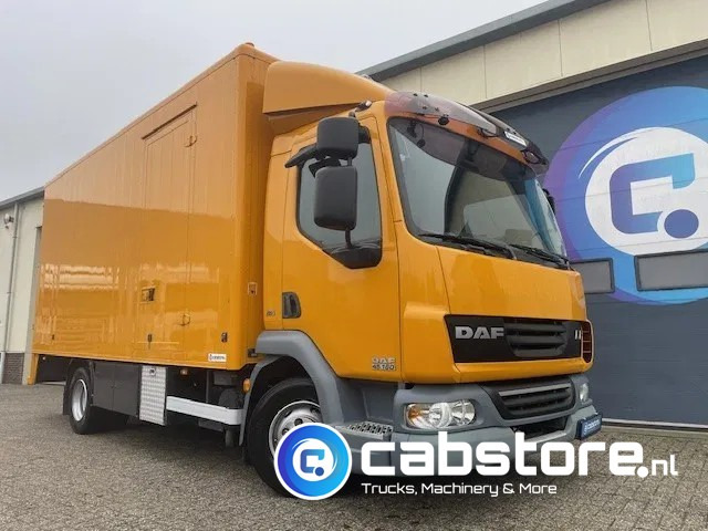 DAF LF 45.160 4x2 Euro 5 EEV - Year 2008 - Mobiele werkplaats - Bakwagen - Closed box - Km 268.123 - Koffer LKW: das Bild 1 DAF LF 45.160 4x2 Euro 5 EEV - Year 2008 - Mobiele werkplaats - Bakwagen - Closed box - Km 268.123 - Koffer LKW: das Bild 1