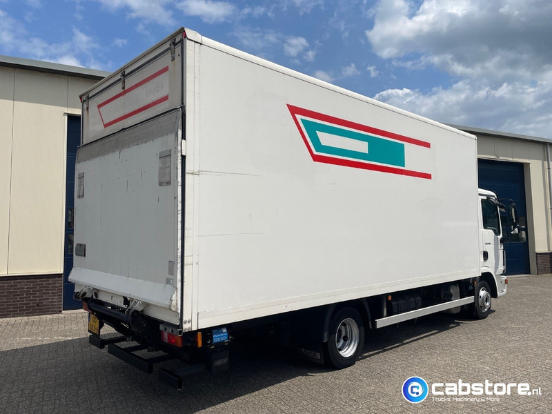 MAN TGL 8.180 4X2 BL Euro 6 - Bakwagen - Bouwjaar 2014 - Laadklep - 3 zitplaatsen - Km 432.134 - Koffer LKW: das Bild 4 MAN TGL 8.180 4X2 BL Euro 6 - Bakwagen - Bouwjaar 2014 - Laadklep - 3 zitplaatsen - Km 432.134 - Koffer LKW: das Bild 4