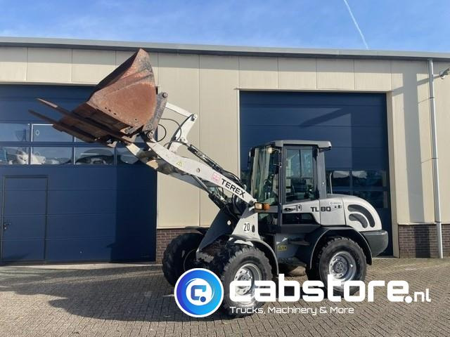 Terex TL 80 Wiellader - Bouwjaar 2008 - Urenstand 7490 - Palletvorken + Laadschop - Deutz Diesel - Radlader: das Bild 3 Terex TL 80 Wiellader - Bouwjaar 2008 - Urenstand 7490 - Palletvorken + Laadschop - Deutz Diesel - Radlader: das Bild 3