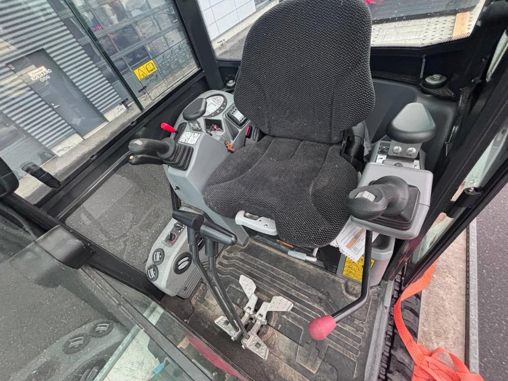 Bobcat E20Z vain 113h ajettu - Minibagger: das Bild 3 Bobcat E20Z vain 113h ajettu - Minibagger: das Bild 3