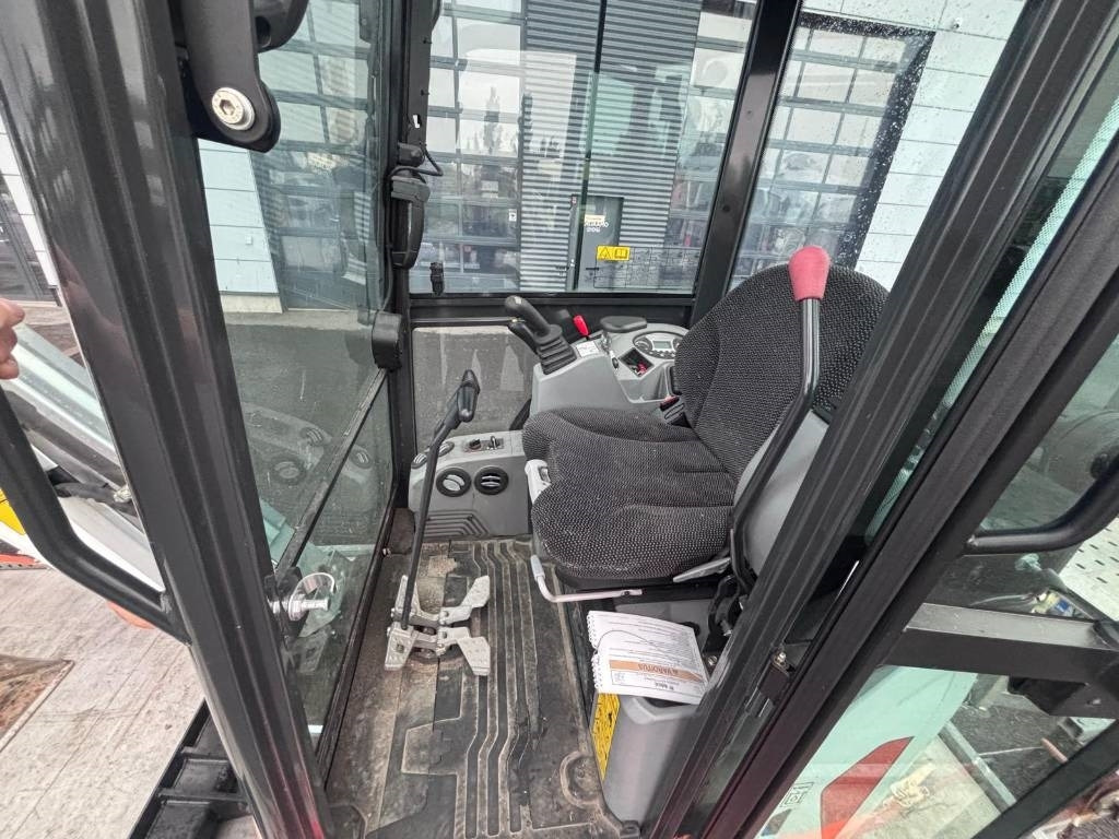 Bobcat E20Z vain 113h ajettu - Minibagger: das Bild 4 Bobcat E20Z vain 113h ajettu - Minibagger: das Bild 4