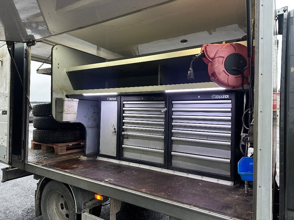 Iveco Daily 50C18A8 huoltoauto - Kastenwagen: das Bild 4 Iveco Daily 50C18A8 huoltoauto - Kastenwagen: das Bild 4