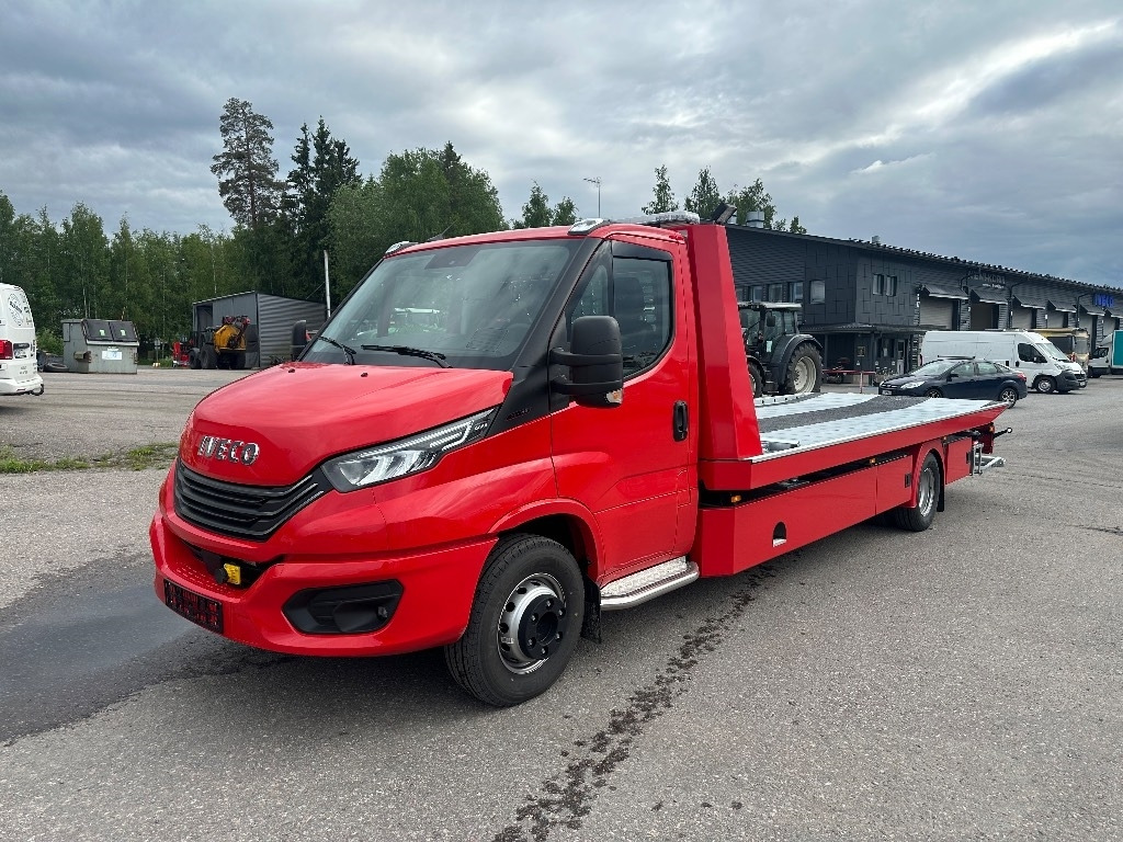 Iveco Daily 70C18 - Abschleppwagen: das Bild 1 Iveco Daily 70C18 - Abschleppwagen: das Bild 1